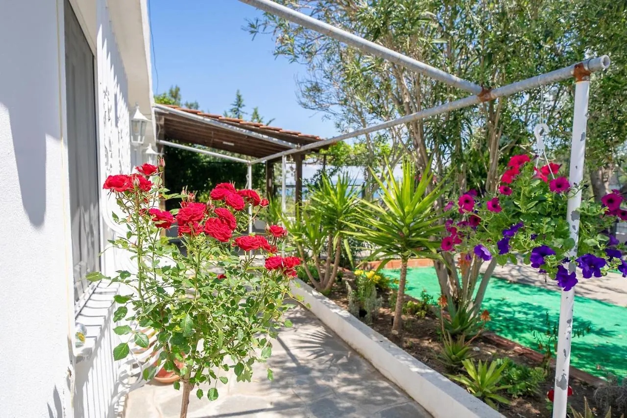 Holiday home Little Villa - Walk To The Beach Thessaloniki