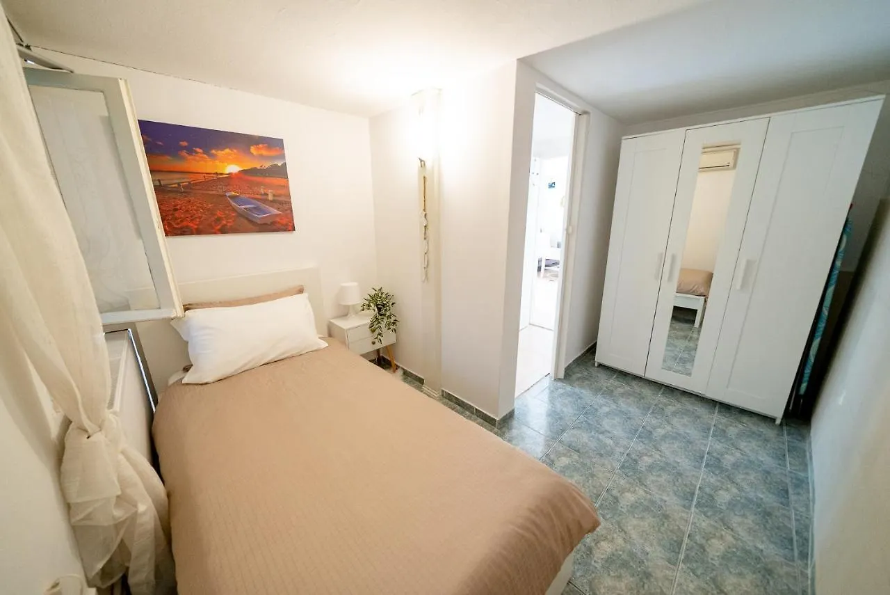 Little Villa - Walk To The Beach Thessaloniki